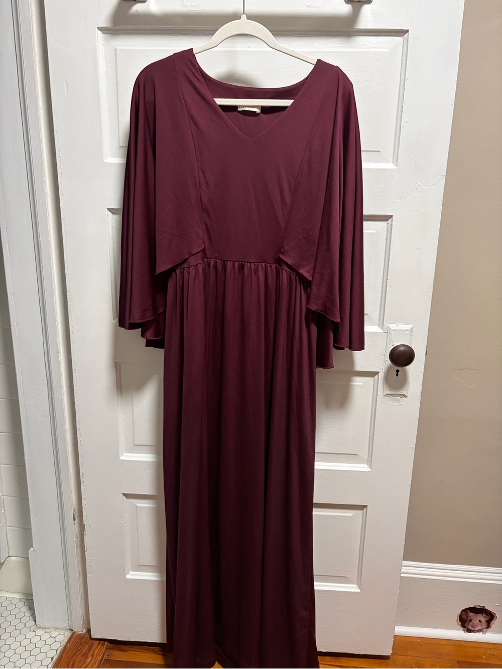Flowing V-Neck Maxi Dress in Deep Burgundy